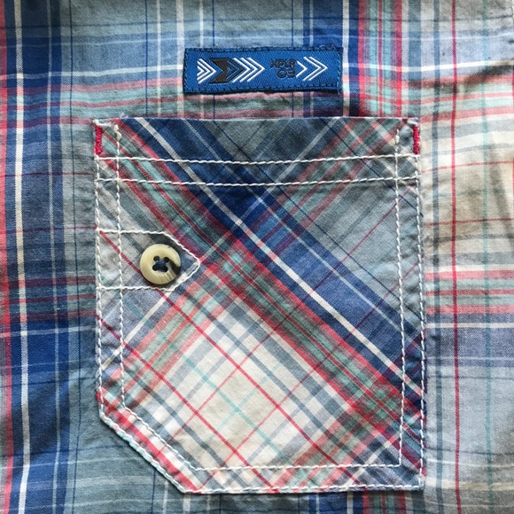 Boy’s short sleeved collared shirt by Burnside - Picture 6 of 14